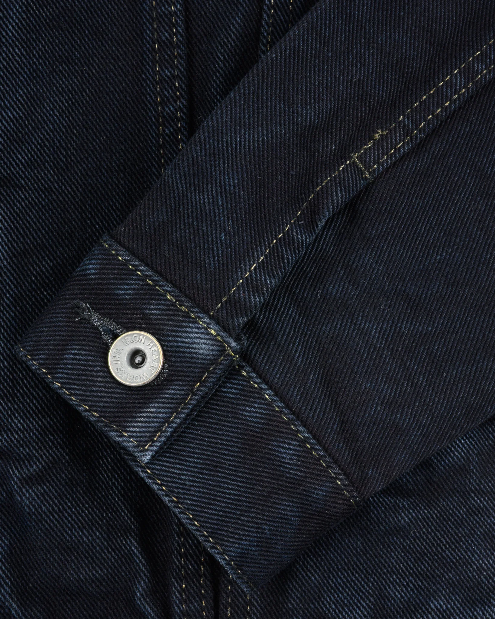 19oz Left-Hand Twill Selvedge Denim Type III Jacket - Indigo Overdyed Black - Image 9