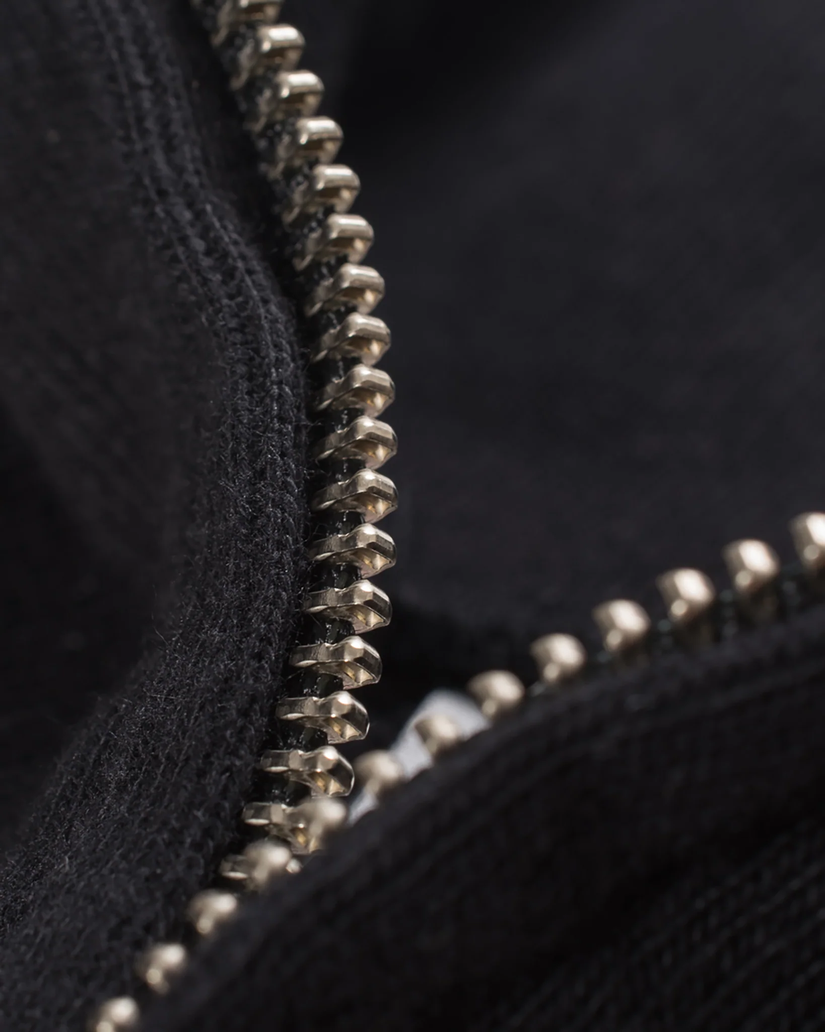 14oz Ultra Heavyweight Loopwheel Cotton Zip Up Sweater - Black - Image 10