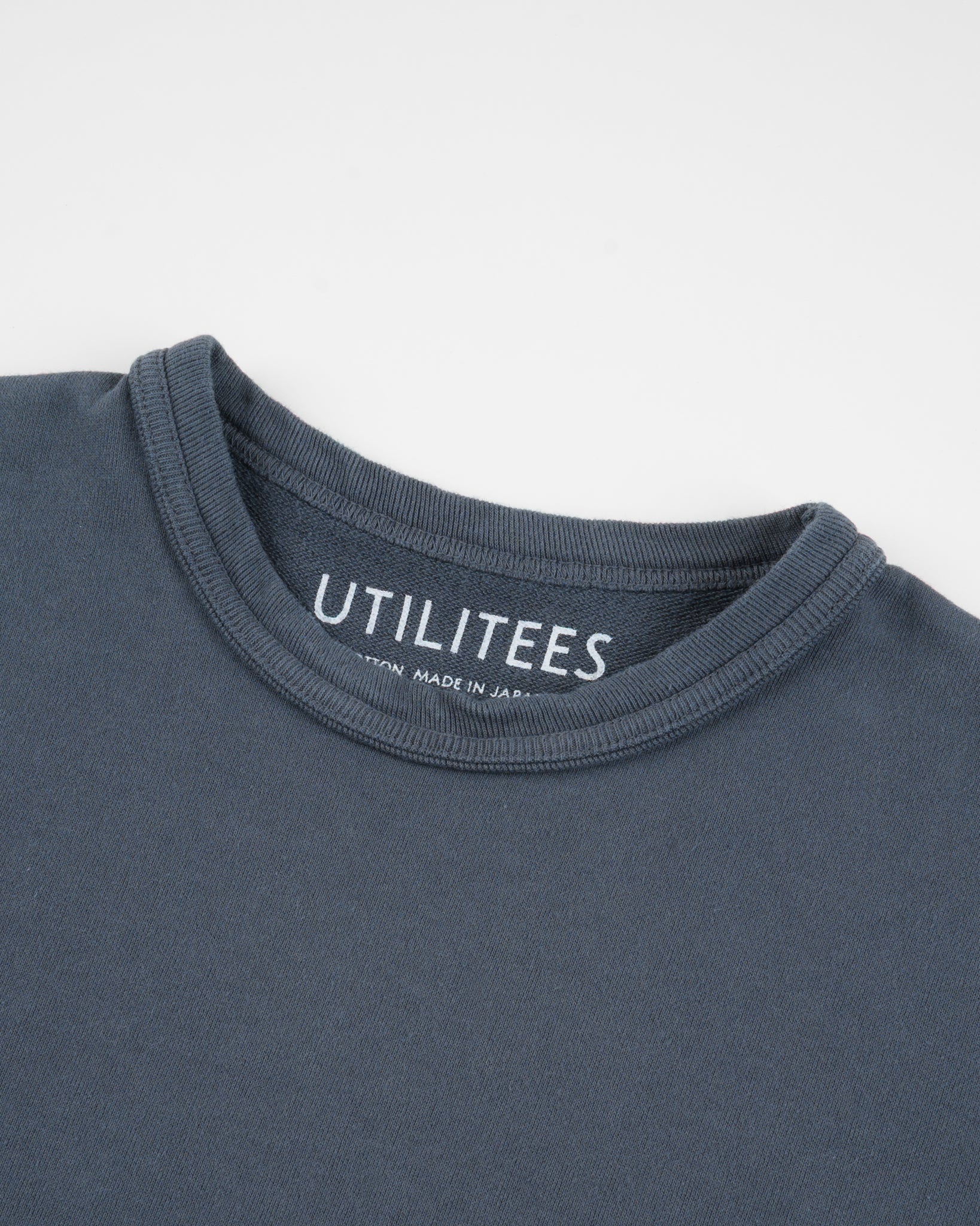 UTILITEES - 10oz Heavyweight Crew Neck T-Shirt - Charcoal - Image 7