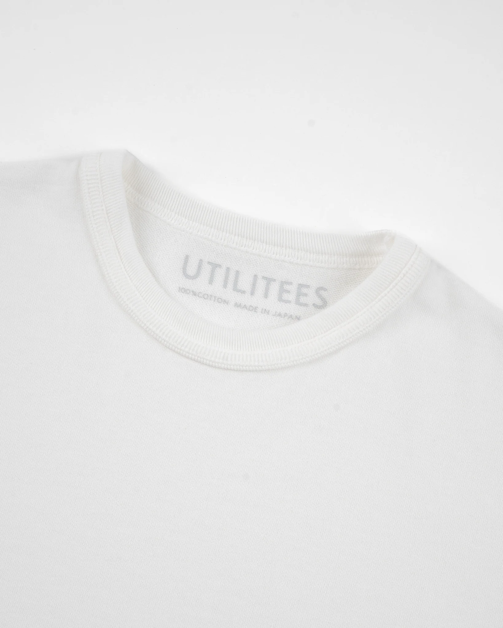UTILITEES - 10oz Heavyweight Crew Neck T-Shirt - White - Image 5